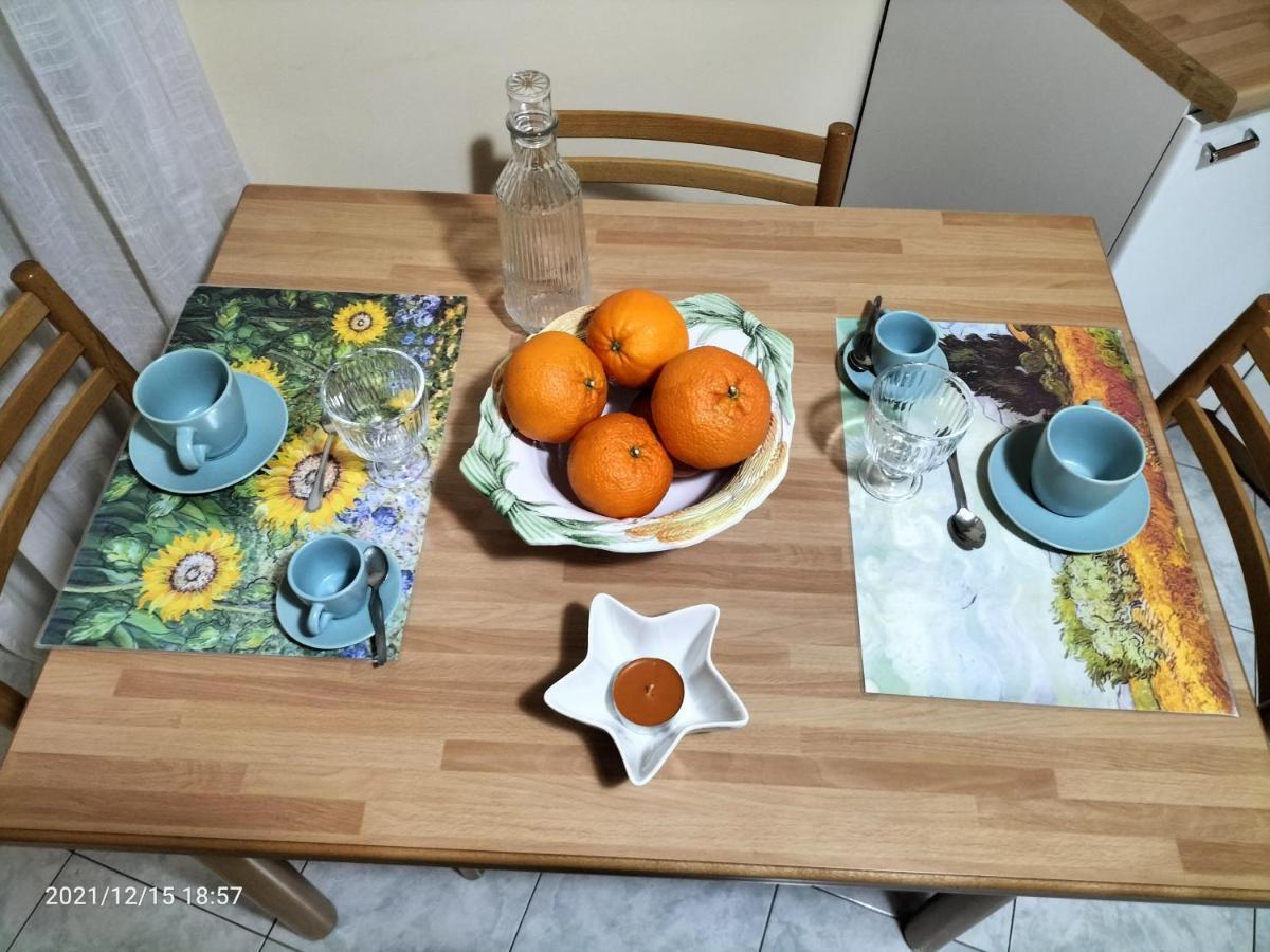 Beatrice Apartment Con 1Camera Da Letto, Un Soggiorno Cucina E Bagno Scordia エクステリア 写真